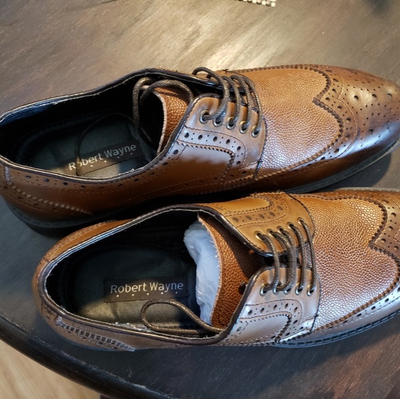 Robert wayne - Picture 3 of 3